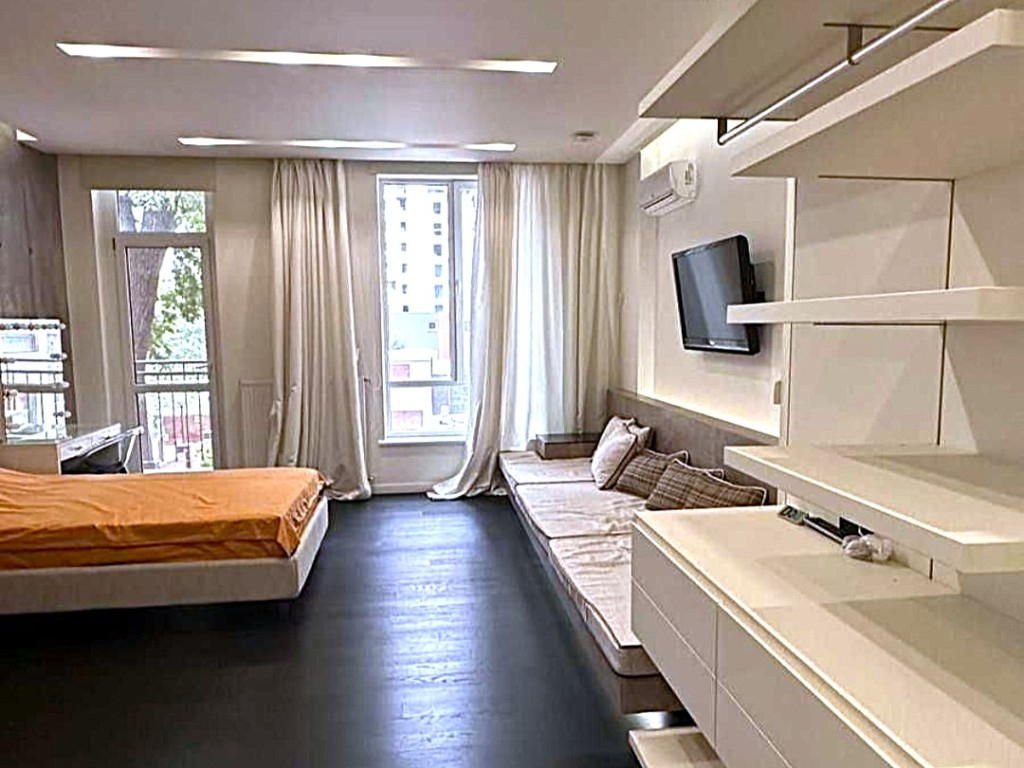 продажа трехкомнатной квартиры номер A-173246 в Приморском районе, фото номер 14